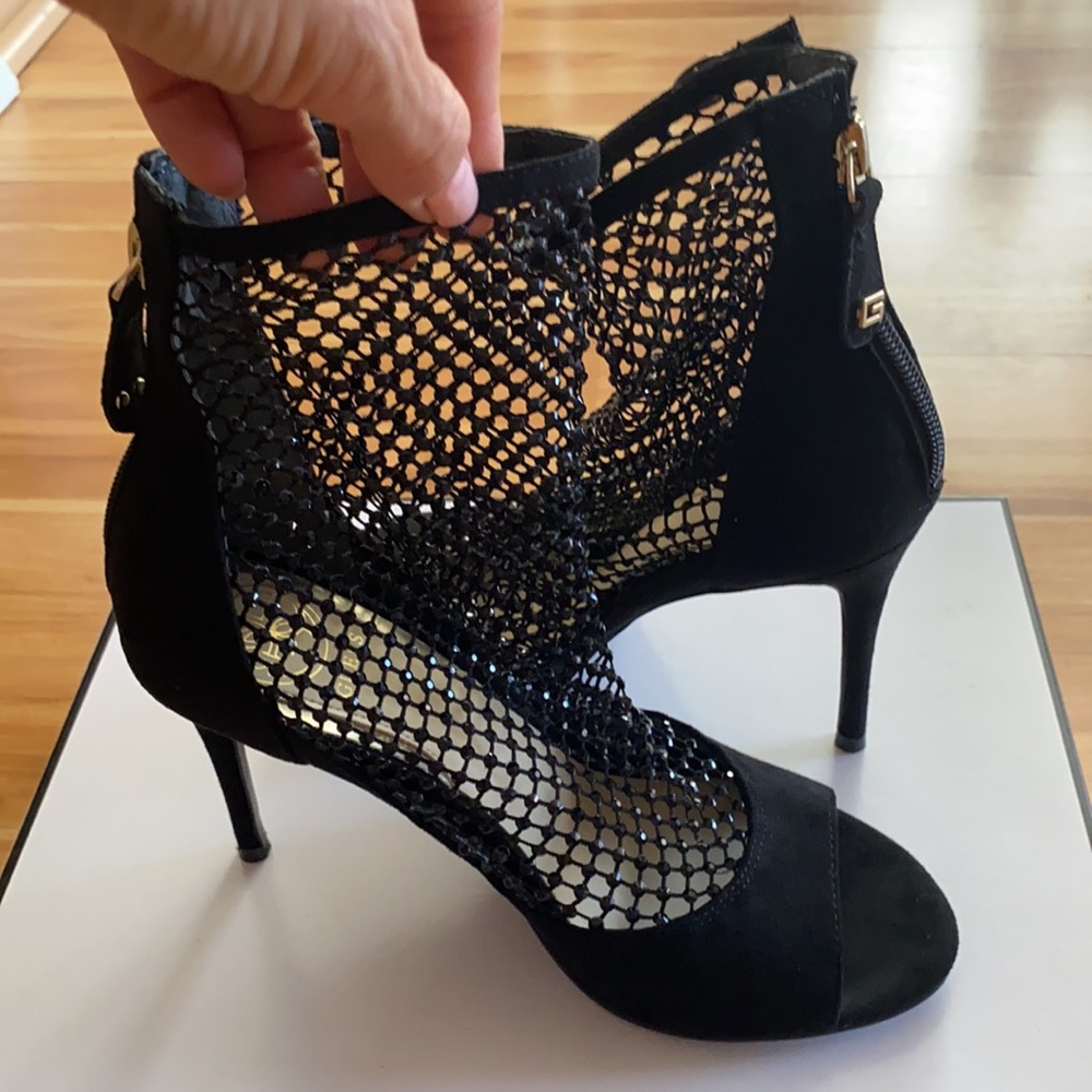 ✨ GUESS black high heels rhinestone shoes - Picture 4 of 14